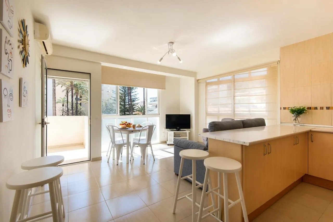 Aloha Torres Carihuela Beach Apartment Torremolinos Spain