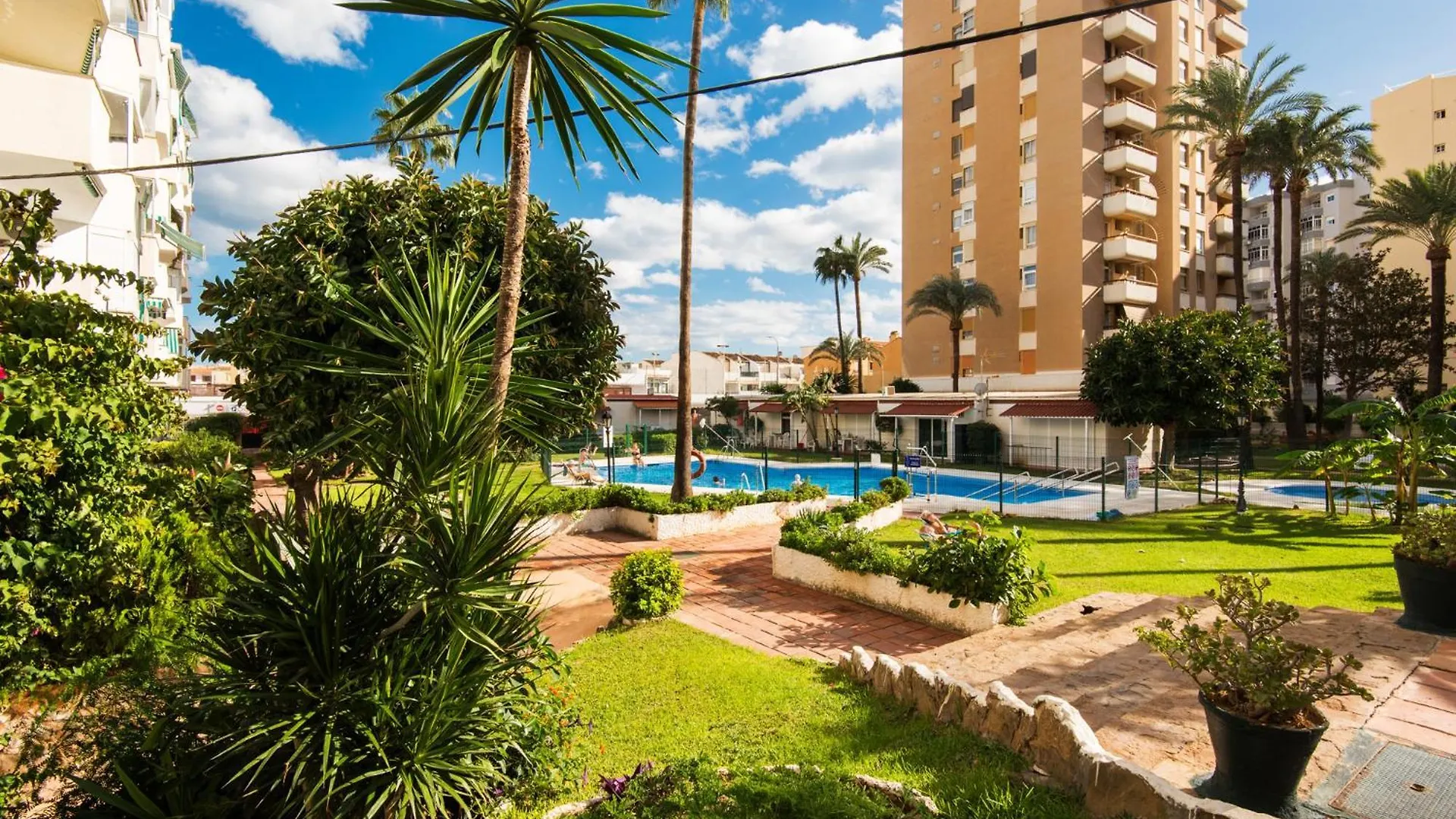 Aloha Torres Carihuela Beach Torremolinos 0*,  Spain